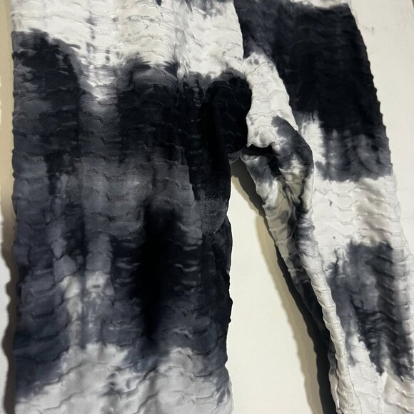 Booty by Brabants Girls Leggings Tie-Dye Black and White One Size 3-7 - Picture 4 of 8